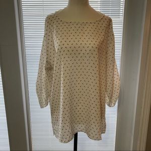 🌸5/$25🌸 
Old Navy Size L Blouse with Anchor Print